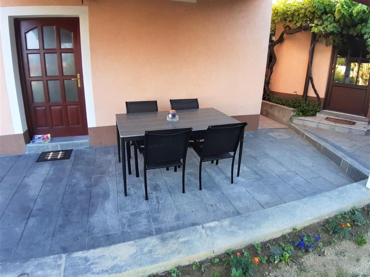 Apartment Nona Nina Κόπερ Εξωτερικό φωτογραφία